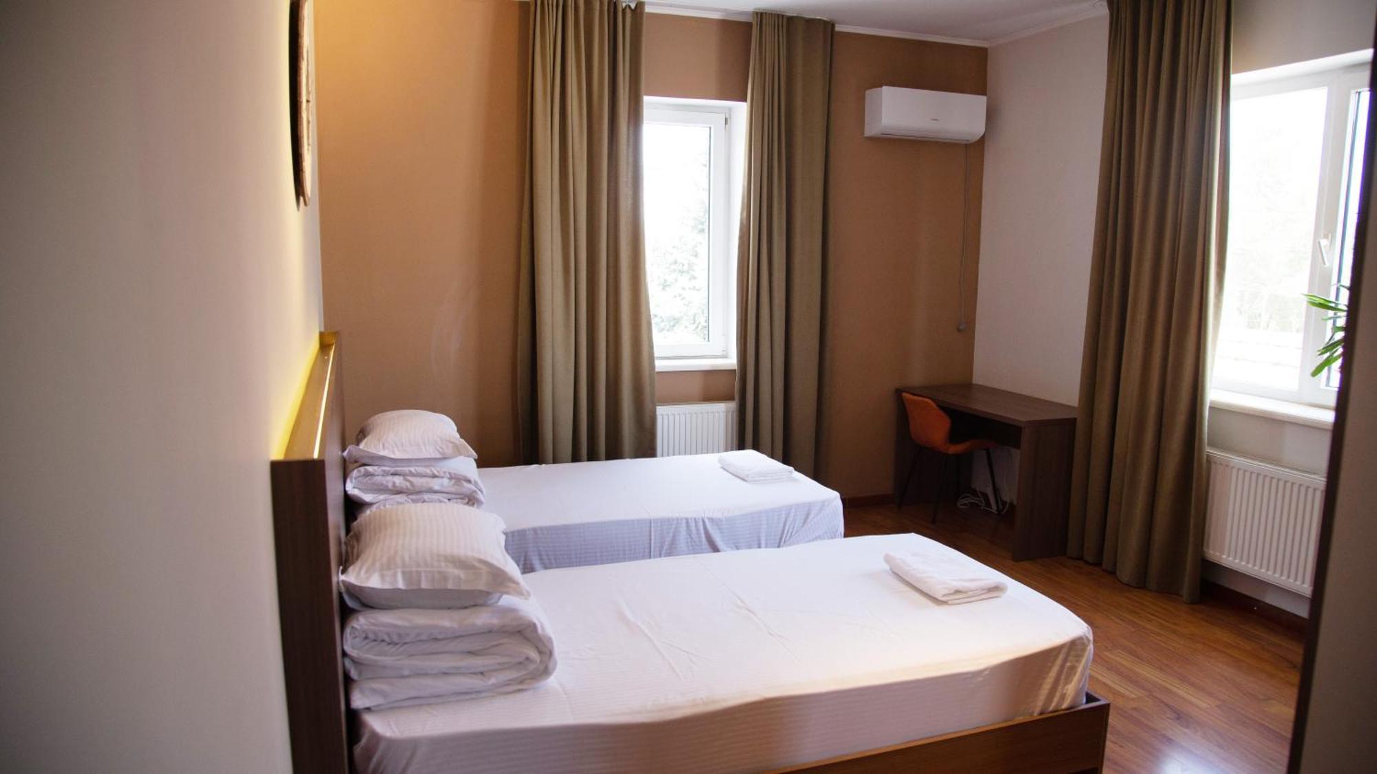 People Guest House Bishkek Exterior photo